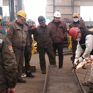 ɽ�|���x���ؙC(j��)е���޹�˾���������a(ch��n)Ʒ�|(zh��)������Ƹ��(zhu��n)�����F(xi��n)��(ch��ng)ָ��(d��o)